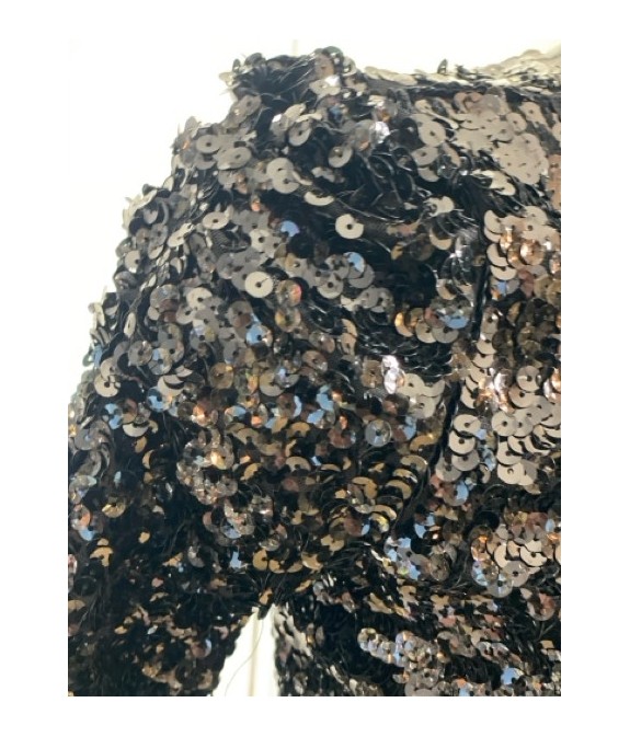 Veste courte en sequins noirs – Élégance & éclat pour vos tenues de soirée