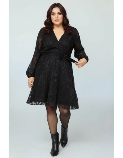 Robe noire en dentelle chic – Manches longues & ceinture