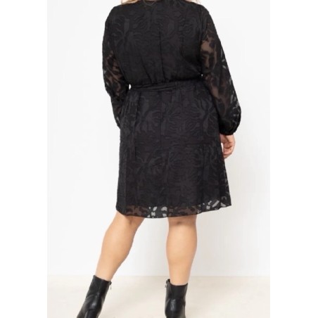 Robe noire en dentelle chic – Manches longues & ceinture