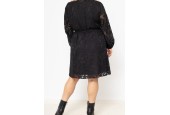 Robe noire manches longues Curves Robe noire manches longues Curves