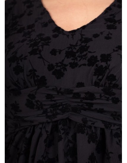 Robe imprimée fleurs en velours – Élégance et féminité intemporelle