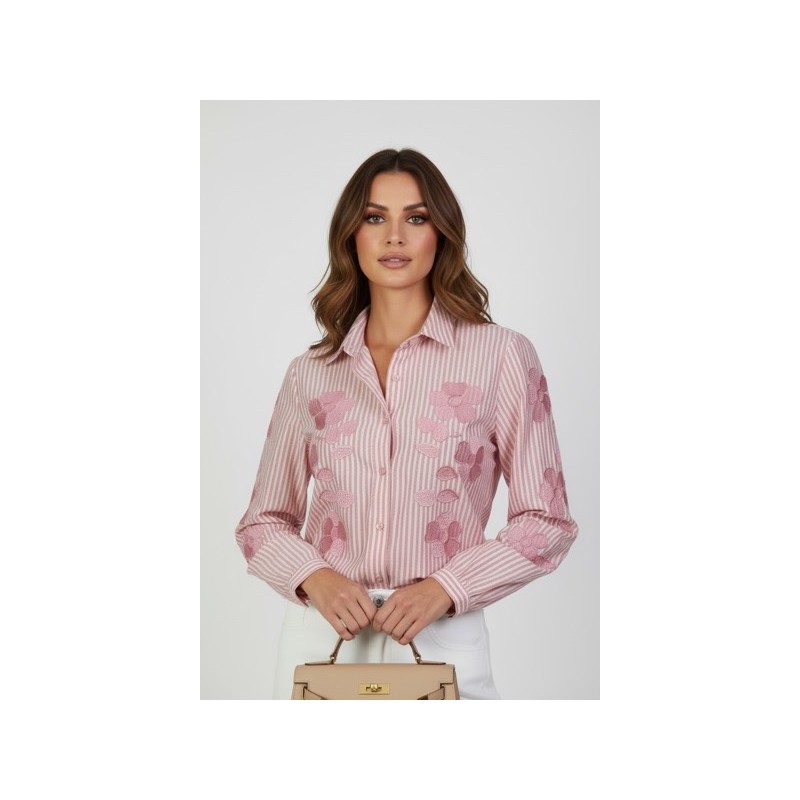 Chemisier femme rose en coton à rayures et fleurs brodées Chemisier femme rose en coton à rayures et fleurs brodées
