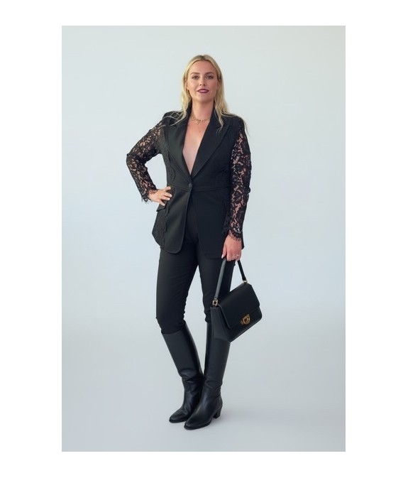 Veste noire femme élégante avec manches en dentelle
