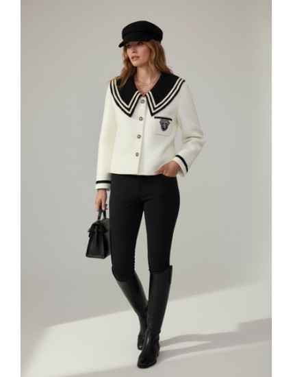 Veste noire à col marin chic pour femme