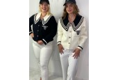 Veste noire à col marin chic pour femme