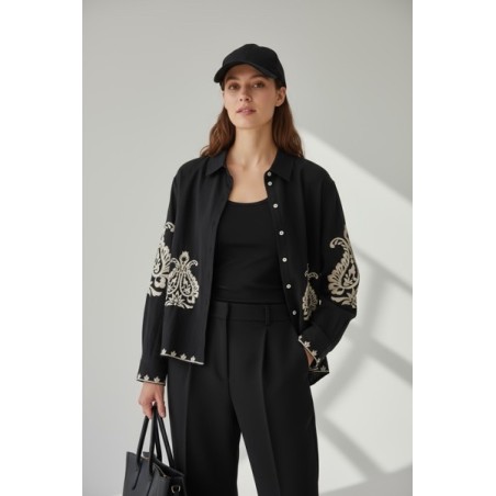 blouse femme coton, blouse noire brodée, blouse bohème chic, blouse élégante femme, haut coton brodé, blouse manches longues fem