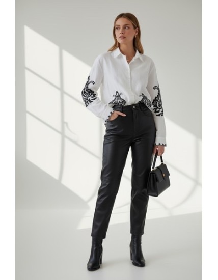 Blouse blanche brodée en coton  bohème chic femme