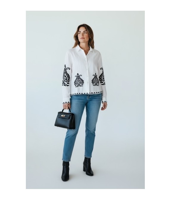 Blouse blanche brodée en coton  bohème chic femme