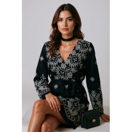 Robe noir brodée en Cotton