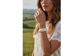 Bracelet large en pierre naturelle blanche – Élégance intemporelle