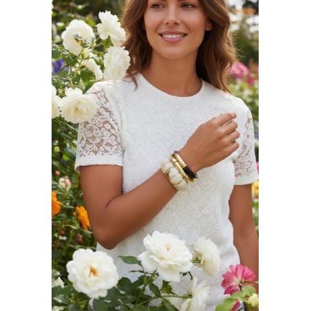 Bracelet large en pierre naturelle blanche – Élégance intemporelle