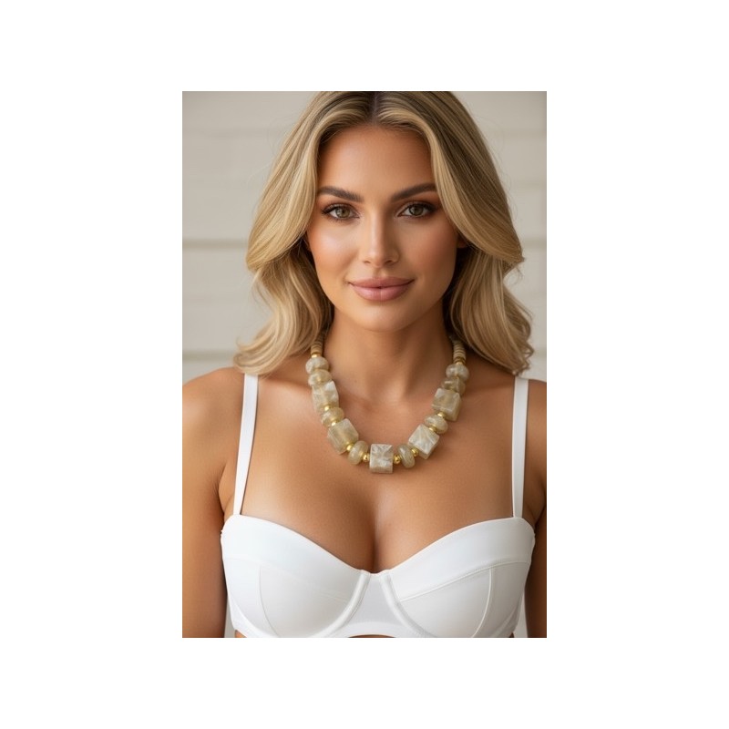 Collier resine beige