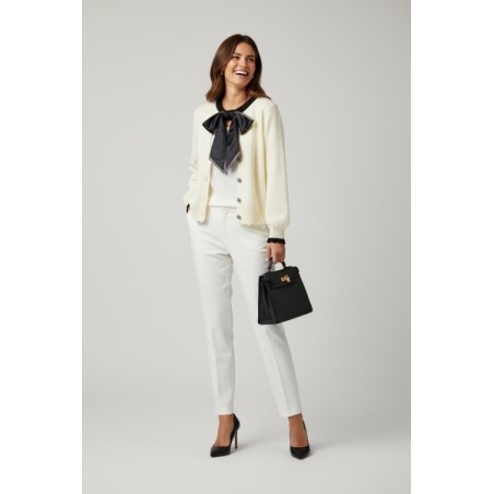 Gilet femme élégant avec nœud intégré au col – Chic & raffiné