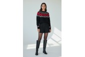 Pull d’hiver motif jacquard noir et rouge – Style nordique élégant