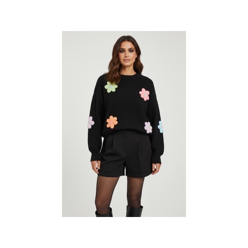 Pull noir à fleurs brodées multicolores