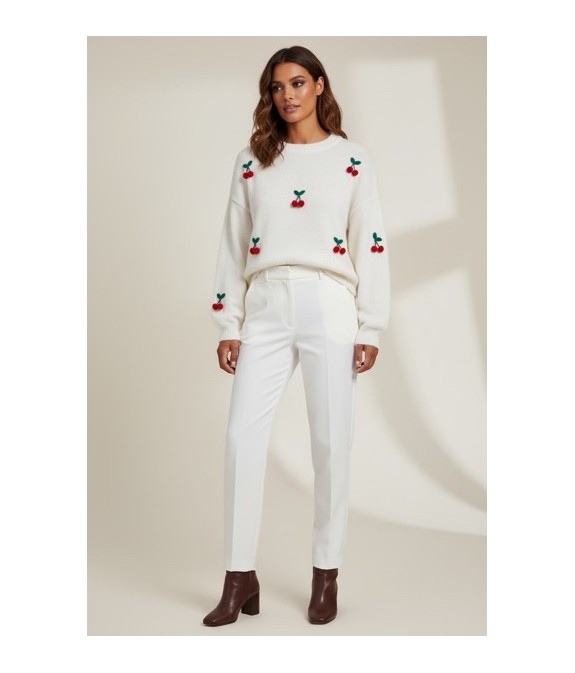Pull blanc en maille avec motifs cerises brodés