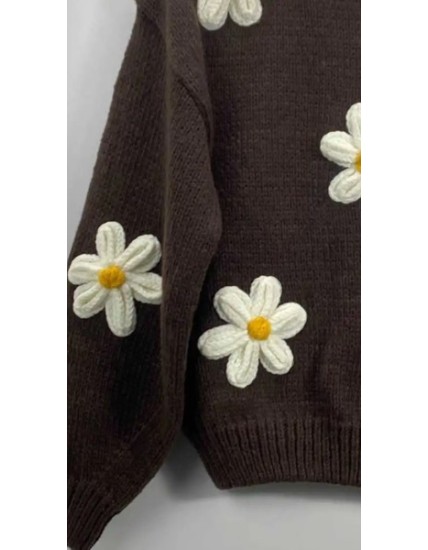 Pull chocolat à fleurs 3D