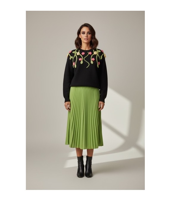 Pull femme noir brodé fleurs – Maille chaude et tendance