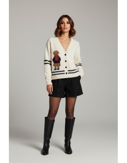 Gilet en maille écrue avec motif ours brodé – Style chic et décontracté