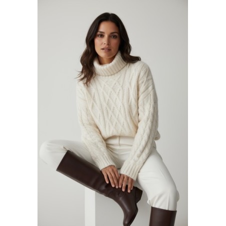 Pull en maille torsadée écru pour femme – Col roulé cosy hiver