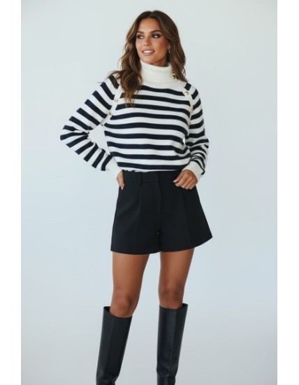 Pull marinière femme à col montant – Élégance chic et intemporelle