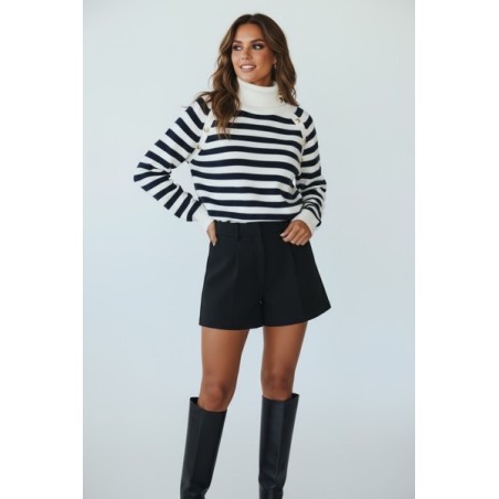 Pull marinière femme à col montant – Élégance chic et intemporelle