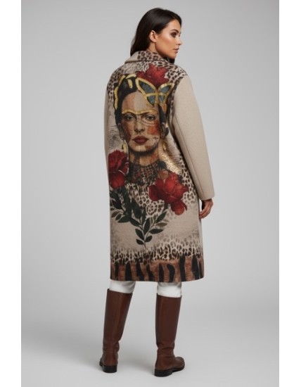 Manteau Long Beige avec Illustration Artistique