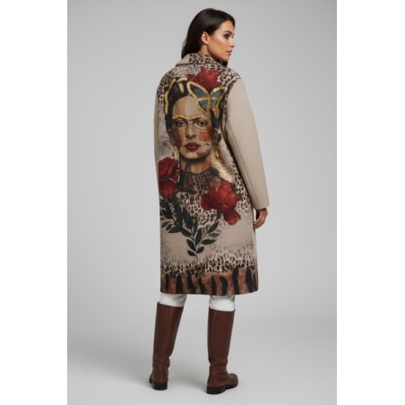 Manteau long beige femme – Style artistique, motif visage artistique au dos, tissu bouclette tendance