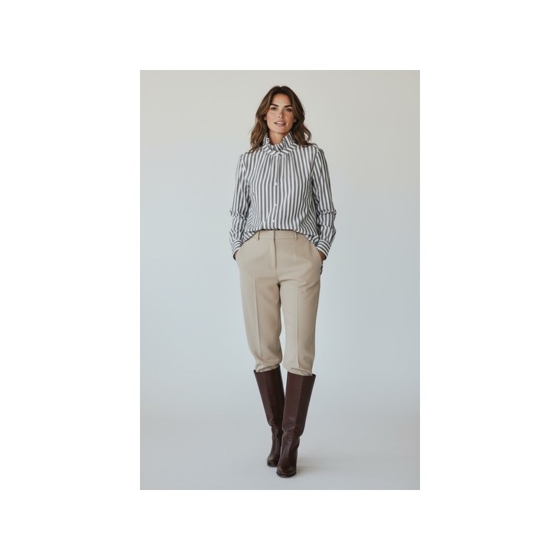 Blouse femme à rayures 100% coton– Col montant plissé & tissu léger premium Blouse femme à rayures 100% coton– Col montant plissé & tissu léger premium