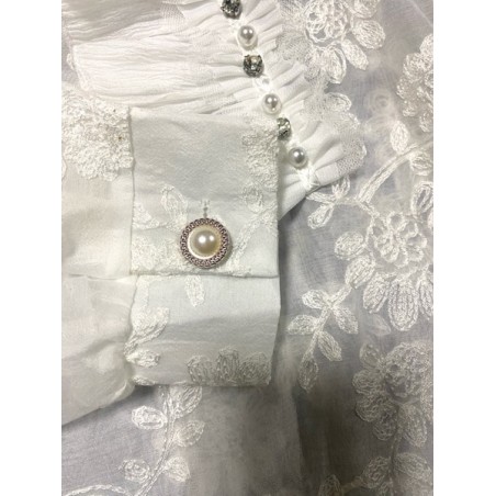 Chemisier écru en dentelle – Volants & boutons perlés | Blouse femme chic