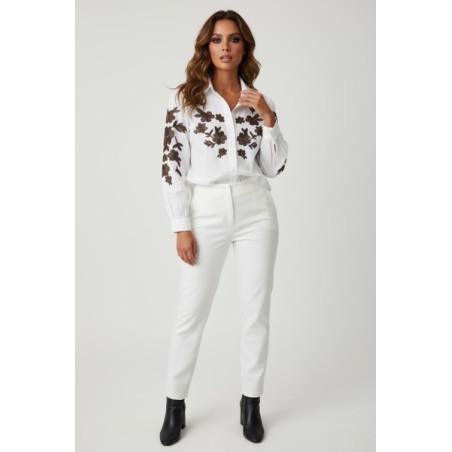 Chemisier coton brodé femme – Motifs floraux tendance