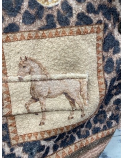 Veste femme imprimée motif animal – Élégance sauvage & style moderne