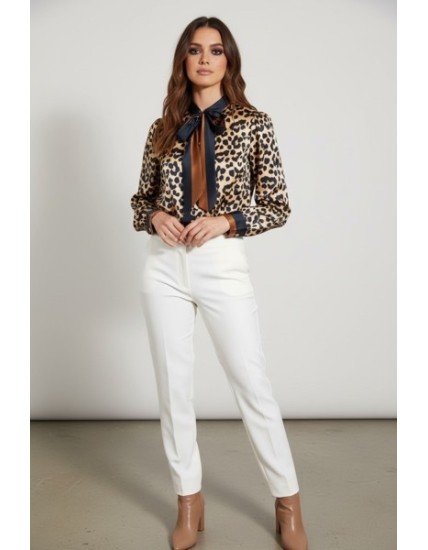 Chemisier féminin à imprimé léopard